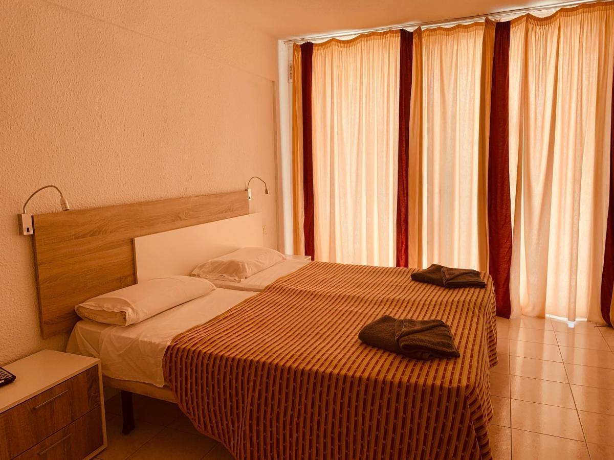 Pondemar Apartaments Vistas Playa Feñabe 외부 사진